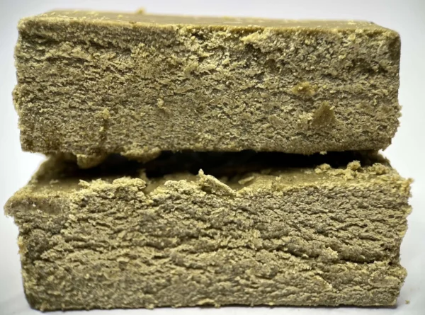 Yellow Powerful filtered cbd resins