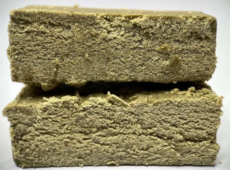 Resina de CBD filtrada amarilla